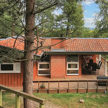 Semesterbostad 5 Star Holiday Home In Vaeggerlose Bøtø By