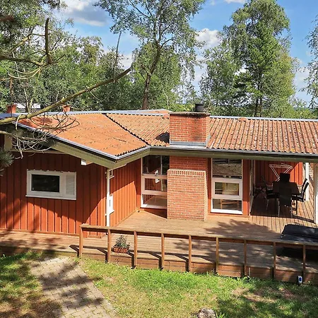 Σπίτι διακοπών Seaside Retreat With Sauna